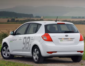 Kia cee'd EcoDynamics [UK-spec] (ED) '2009–12