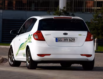 Kia cee'd Hybrid (ED) '2009–12