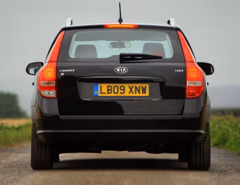 Kia cee'd_SW [UK-spec] (ED) '2009–12