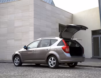 Kia cee'd_SW [Worldwide] (ED) '2007–09