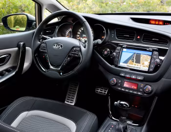 Интерьер Kia cee'd_SW [Worldwide] '2012–15