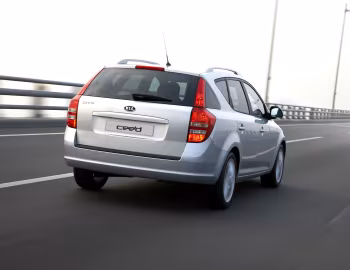Kia cee'd_SW [Worldwide] (ED) '2007–09