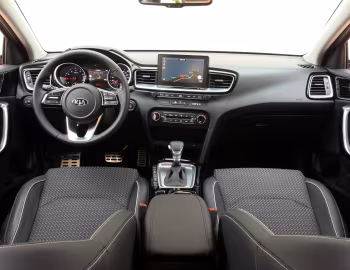 Торпедо Kia Ceed [Worldwide] '03.2018–21