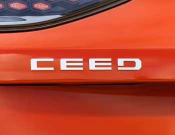 Kia Ceed GT Line [UK-spec] '2021–25