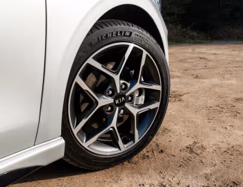 Kia Ceed GT Line [UK-spec] '2018–21