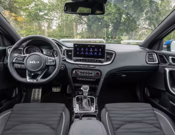 Торпедо Kia Ceed GT Line Sportswagon [Worldwide] '2021–25