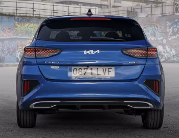 Kia Ceed Hybrid GT Line [Worldwide] '2021–25
