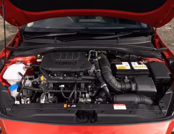 Под капотом Kia Ceed Sportswagon [UK-spec] '2021–25