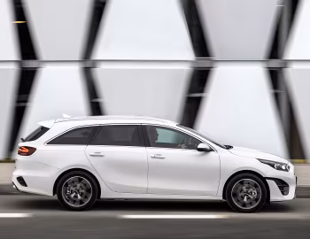 Kia Ceed Sportswagon PHEV [Worldwide] '2021–25