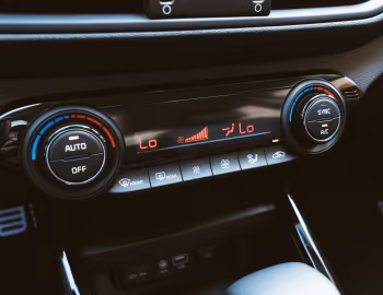 Interior Kia Cerato 2.0 [Latam] '2019–24