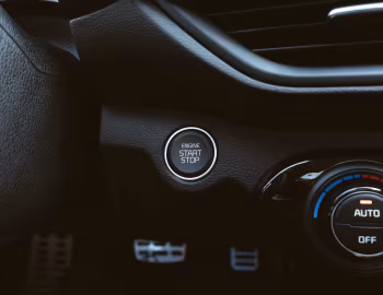 Interior Kia Cerato 2.0 [Latam] '2019–24