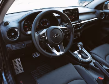 Interior Kia Cerato 2.0 [Latam] '2019–24