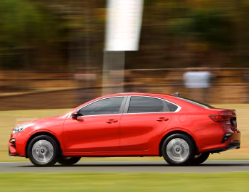Kia Cerato 2.0 [Latam] '2019–24