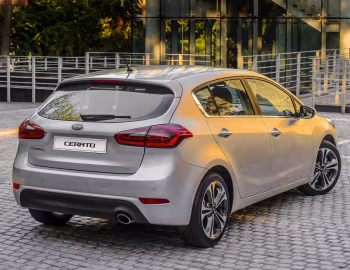 Kia Cerato Hatchback [Worldwide] '2013–16
