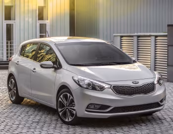 Kia Cerato Hatchback [Worldwide] '2013–16
