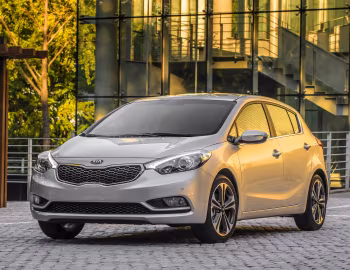 Kia Cerato Hatchback [Worldwide] '2013–16