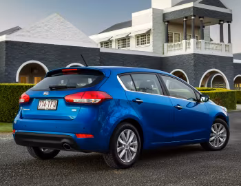 Kia Cerato Hatchback [Australia] '2013–16