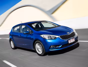 Kia Cerato Hatchback [Australia] '2013–16