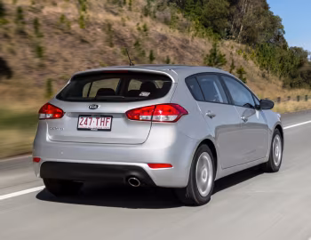 Kia Cerato Hatchback [Australia] '2013–16