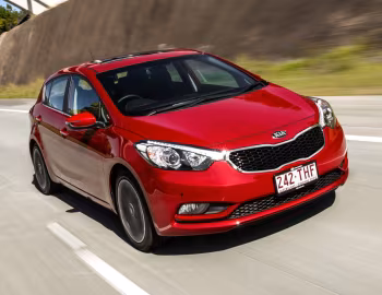 Kia Cerato Hatchback [Australia] '2013–16