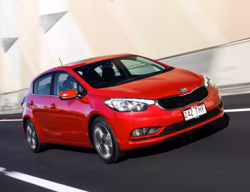 Kia Cerato Hatchback [Australia] '2013–16