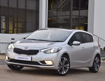 Kia Cerato Hatchback [South Africa] '2013–16