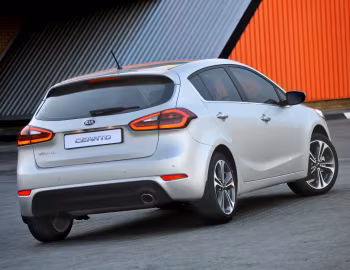Kia Cerato Hatchback [South Africa] '2013–16