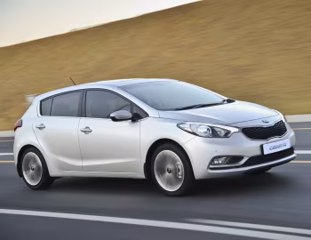 Kia Cerato Hatchback [South Africa] '2013–16