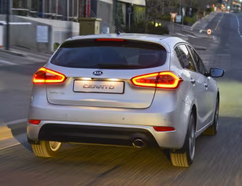 Kia Cerato Hatchback [South Africa] '2013–16