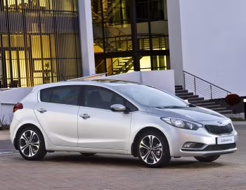 Kia Cerato Hatchback [South Africa] '2013–16