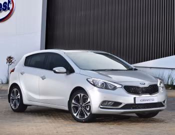 Kia Cerato Hatchback [South Africa] '2013–16