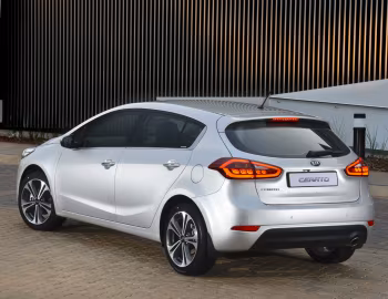 Kia Cerato Hatchback [South Africa] '2013–16