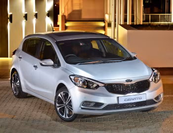 Kia Cerato Hatchback [South Africa] '2013–16