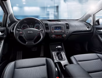 Интерьер Kia Cerato Sedan [Worldwide] '2012–16