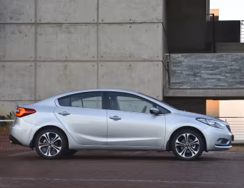 Kia Cerato Sedan [South Africa] '2013–16