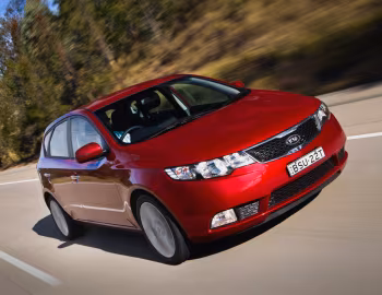 Kia Cerato Hatchback [Australia] (TD) '2010–12