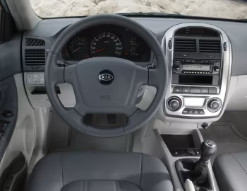 Торпедо Kia Cerato Hatchback [Worldwide] (LD) '11.2004–07