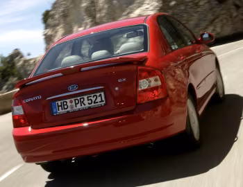 Kia Cerato Sedan (LD) '11.2004–07