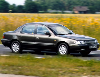 Kia Clarus '1996–98