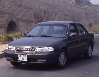Kia Clarus '1996–98