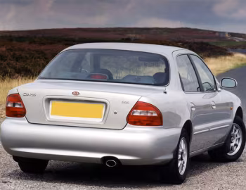 Kia Clarus [UK-spec] '1998–2000
