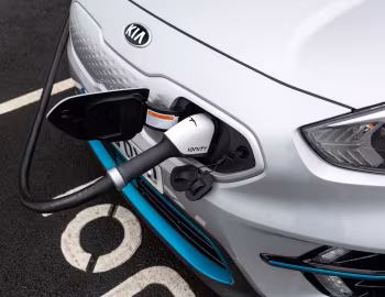 Kia e-Niro [UK-spec] (DE) '2020–21