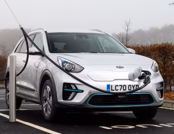 Kia e-Niro [UK-spec] (DE) '2020–21