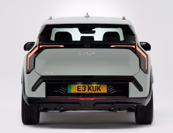 Kia EV3 GT-Line S [UK-spec] '2024–н.в.