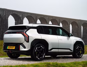 Kia EV3 GT [UK-spec] '2026