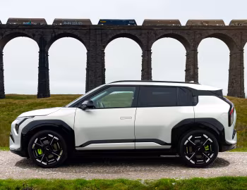 Kia EV3 GT [UK-spec] '2026