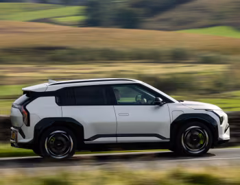 Kia EV3 GT [UK-spec] '2026