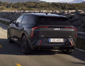 Kia EV4 GT Hatchback [EU-spec] '2026