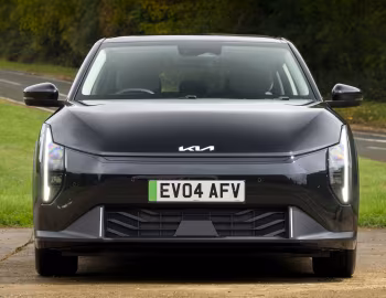 Kia EV4 Hatchback Air [UK-spec] '2025–pr.
