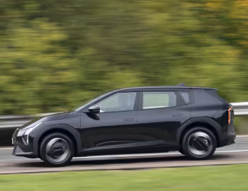Kia EV4 Hatchback Air [UK-spec] '2025–pr.